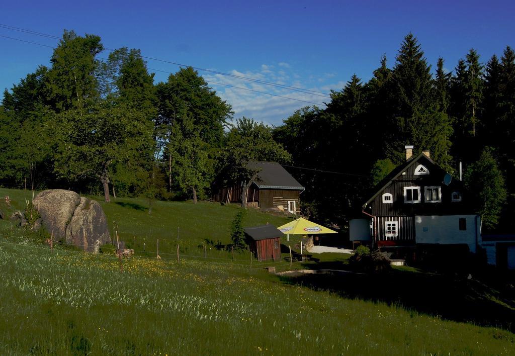 Na Sluneční pohádková chaloupka ve Sladké díře Príchovice Quarto foto
